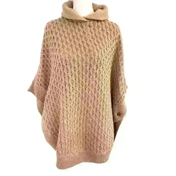 Talbots Crocheted Batwing Sweater Poncho Size S/M Tan Casual Fall Chunky Layer - Picture 2 of 11